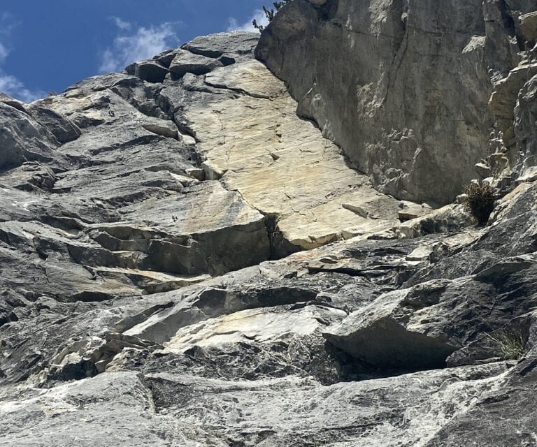 Classic “Corner Pitch” on The Shoe in Rockies Collapsed