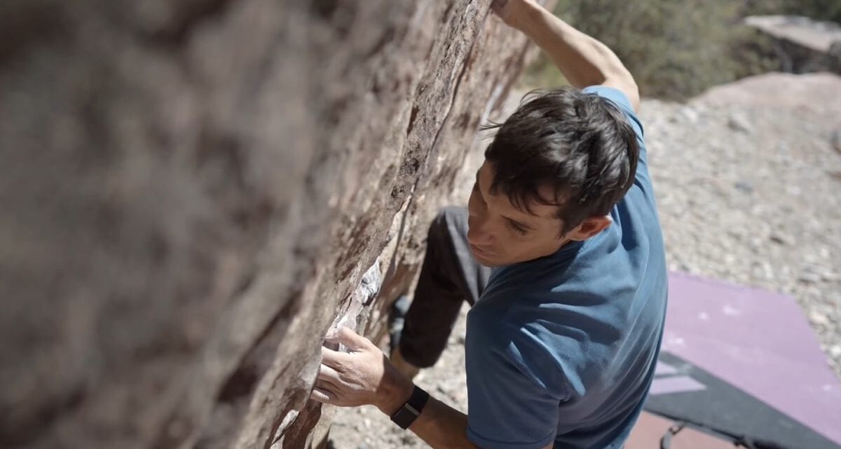 Watch Alex Honnold on His V7 Lowball Project